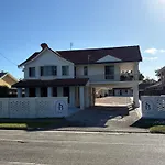 https://apartments-and-rooms-grand-palazzo.hotels-budva.com/